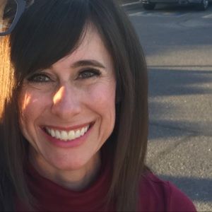 Meet your Posher, Alison